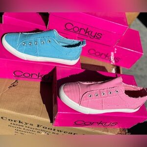 Laceless sneakers 🌸 Corkys Footwear